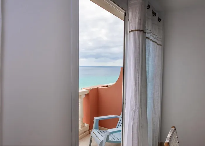 Casa Laguna